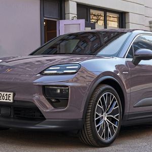 Für den Elektro-Macan bietet Porsche Leichtmetallräder mit 20 bis 22 Zoll Durchmesser.(Bild:  Porsche)