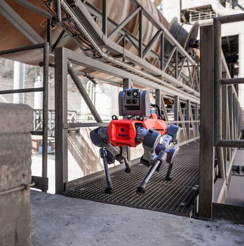 Autonmous inspection robot on data gathering route. Autonmous inspection robot on data gathering route.