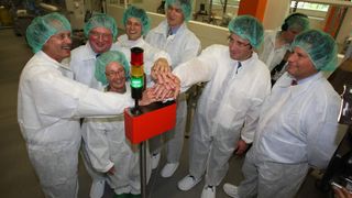 Startschuss für den neuen Pharma-Verpackungsbetrieb von Boehringer Ingelheim  (Bild: Boehringer Ingelheim)