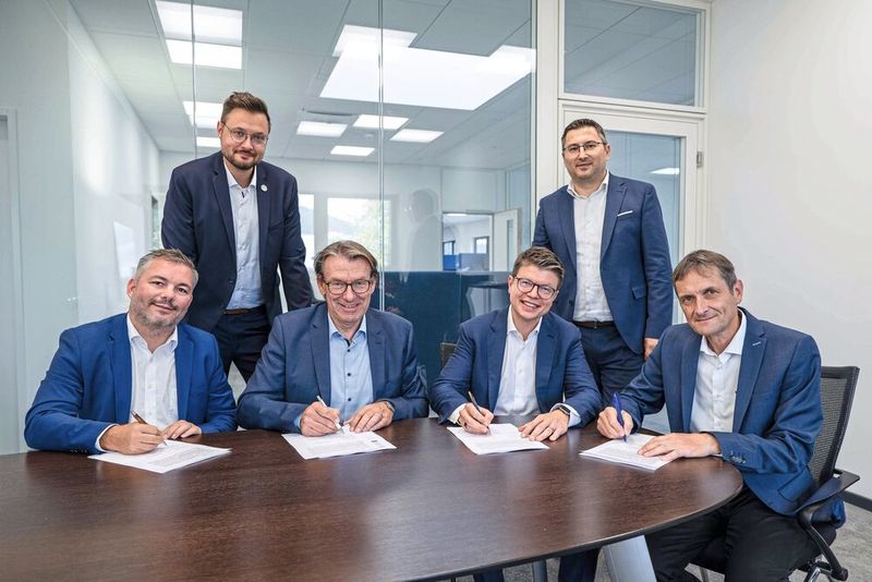 Programmierbare Oberflächen: Ziel der Partnerschaft zwischen SurFunction und Precitec ist es, funktionale Metaoberflächen als Standardwerkzeug der industriellen Fertigung zu etablieren.(Bild:  SurFnction)