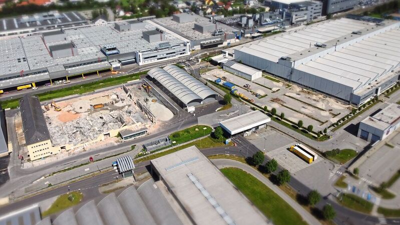 Baustelle auf dem Produktionsgelände von BMW in Steyr: Die Flächen für die neue Halle und die Logistikerweiterung.