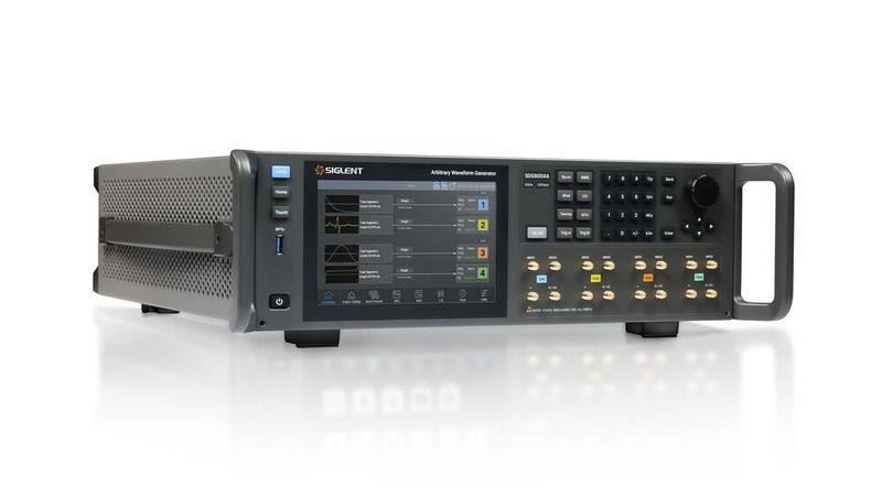 Die Signalgeneratoren der SDG8000A-Serie von Siglent liefert eine maximale HF-Ausgangsfrequenz von 5 GHz sowie eine Modulationsbandbreite von 2 GHz.(Bild:  Siglent)