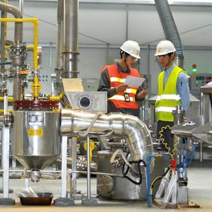 Mit der Fabrik bedient Henkel die steigende Nachfrage nach industriellen Klebstoff-Technologien in China und in der gesamten Region Asien/Pazifik.