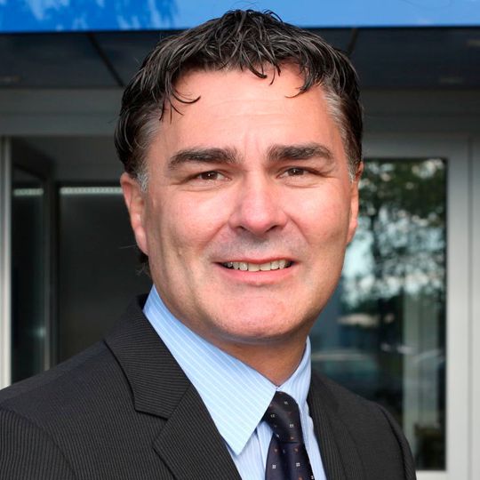 Harald Leichnitz, Vorstandsvorsitzender des Garantieversicherers GGG, steht hinter der neuen Gebrauchtwagenplattform Auto4you, die sich als Alternative zu den etablierten Markplätzen positionieren will.(Bild:  GGG)