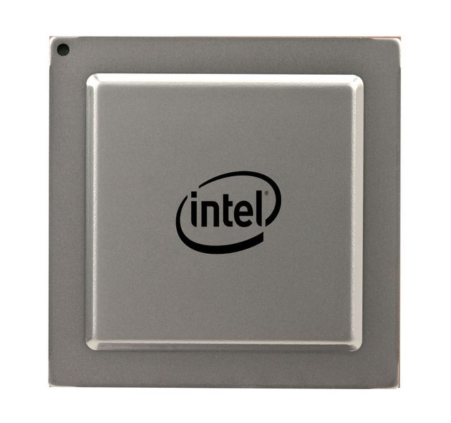 Die Ethernet-Multi-Host-Controller der FM10000-Baureihe kombinieren 100-GBit-Ethernet und erweiterte Switch-Ressourcen. (Bild: Intel)