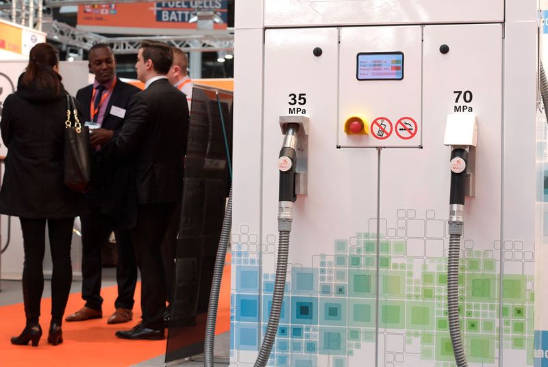 Von umweltfreundlicher Energieerzeugung über Energieeffizienz bis hin zum Energiemanagement – die Leitmesse Energy der Hannover Messe 2017 zeigt viele Möglichkeiten. (Hannover Messe)