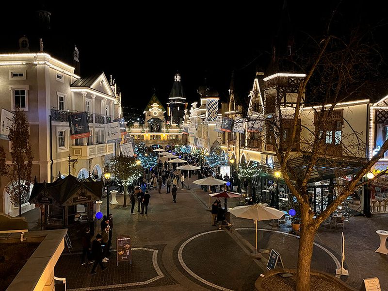 „Come2Gather in the Streets“ am Montagabend für alle, die bereits angereist sind für den WordPress Day, zum Aufbau im Ausstellungsbereich oder einfach, um keinen Moment des CloudFests zu verpassen. (Bild: VIT / ewg)