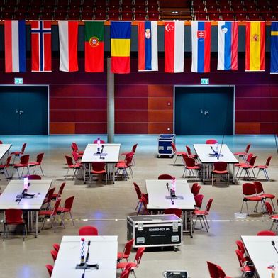 In den Räumen des RuhrCongress Bochum startet heute die European Cybersecurity Challenge, bei der Security-Teams aus 35 Ländern gegeneinander antreten. (Bild: Bochum Wirtschaftsentwicklung | Donna & der Blitz)