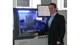 Uwe Schäfer, Application Manager von Ekra/Asys: „Der Schablonendruck ist ein lebendiger Prozess, weil noch viel Handling nötig ist.“ (Archiv: Vogel Business Media)