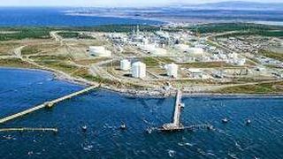 Methanex plant at Carbo Negro, Chile. Methanex has four plants at its Cabo Negro complex in southern Chile, but they are operating significantly below capacity, mainly due to curtailments of natural gas supply from Argentina. (Picture: Methanex)
