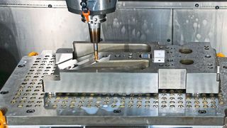 Produktiv in hartem Werkstoff: Kugelkopffräser von MMC Hitachi Tool erweisen sich als besonders verschleissfest. (Wolfgang Bahle, AVISIO pr & publishing)