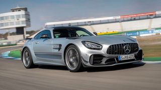 Die Mercedes-AMG-GT-Familie wächst: Mit dem neuen GT R Pro kommt die Nummer 16. (Mercedes-Benz )