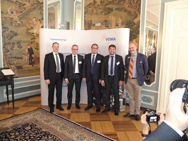 Markus Heseding, Hans-Joachim Molka, Lothar Horn und Marko Schülken (von links) gaben  anlässlich der Jahrespressekonferenz einen Ausblick auf das Jahr 2018. (Gillhuber)