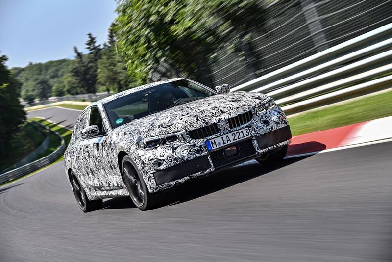 Im Testprogramm des neuen BMW 3er steht auch der Besuch der Nordschleife des Nürburgrings. (Bild: BMW)