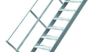 2211_Treppe_stationär_ohne_Podest_45_Grad ()