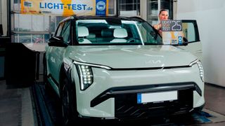 Kia Deutschland ist Partner beim diesjährigen Licht-Sicht-Test des Kfz-Gewerbes. (Bild: ProMotor)