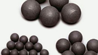Toshiba Materials: Image of silicon nitride balls. (Source: Business Wire)