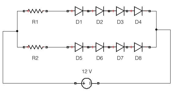 Die Energieversorgung des Systems ist eine Reihe von fünf 10 Wp / 12 V monokristallinen Photovoltaik-Modulen (installierte Leistung 50 Wp).  (Ingenieure ohne Grenzen)