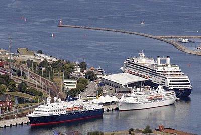 Der Kreuzfahrtterminal Rostock-Warnemünde zählte im Jahr 2009 insgesamt 2,1 Millionen Fährpassagiere. (Archiv: Vogel Business Media)