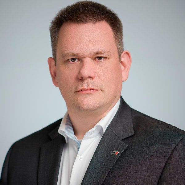 Sven Thomsen ist CIO des Landes Schleswig-Holstein und Abteilungsleiter im Digitalisierungsministerium. Dort ist er für die Digitalisierung und Zentrales IT-Management zuständig. (© Land Schleswig-Holstein)