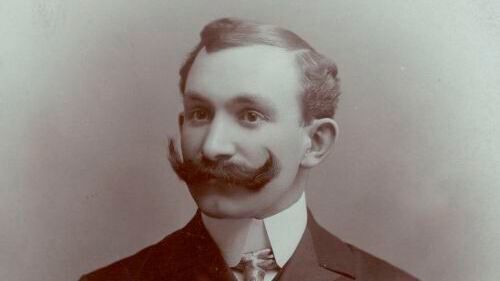 Der Rennfahrer Václav Vondřich übernahm 1906 die Leitung der L & K-Niederlassung in Prag, wo er bis Anfang der Vierzigerjahre Chef der Škoda-Vertretung war. (Škoda )