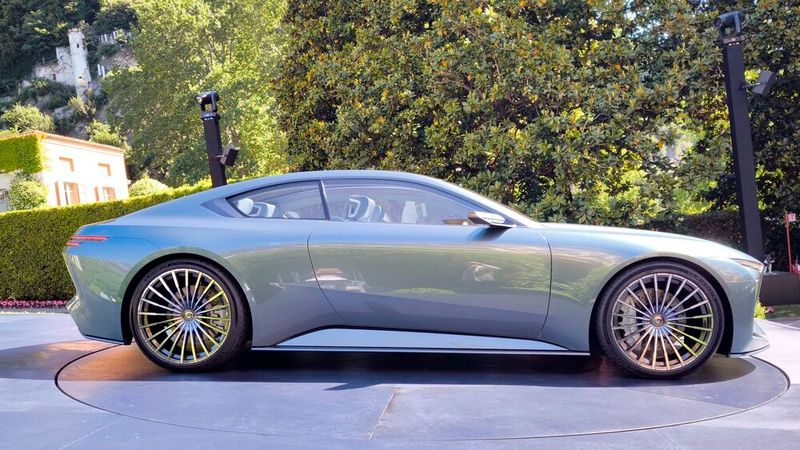 5,20 Meter ist der Vision BMW Alpina lang. (Bild: SP-X/Mario Hommen)