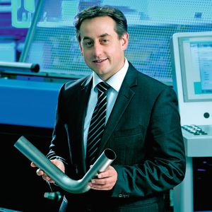 „Auf dem Rohrbearbeitungssektor lässt sich ein deutlicher Trend hin zur vernetzten Fertigung erkennen“, sagt Dr. Christian Gerlach, Geschäftsbereichsleiter Pipe Bending Systems bei Tracto-Technik. (Bild:  Tracto-Technik)