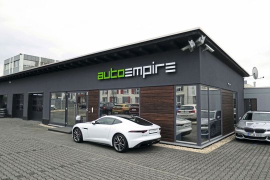Auto Empire Trading wächst rasant. Der dritte Umzug steht schon bevor.(Bild:  Silvia Lulei)