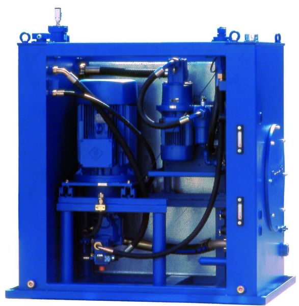 Bild 3: Flüsteraggregat, das in standardisierter Form mit 100 bis 1000 l großem, U-förmigem Tank gebaut wird. Größere Tankvolumina sind möglich. Bilder: Bosch Rexroth (Archiv: Vogel Business Media)