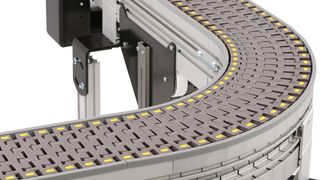 Das erste Modell der neuen Bandförderer-Serie 3200 ist ein Kunststoff-Bandförderer. (Bild: Dorner)