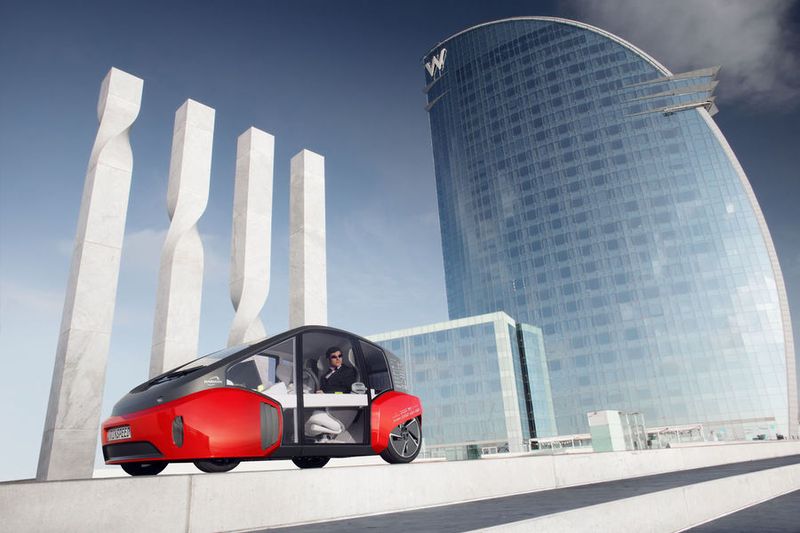Durch den großzügigen Glaseinsatz entstand das futuristische 