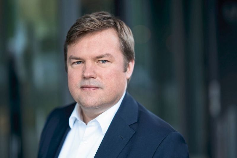 Denis Wiegel, Senior Vice President Sales & Marketing Industrial bei Schaeffler Technologies AG & Co. KG., sagt „Der One-Stop-Shop ist die Zukunft des B2B Commerce“.   Das Statement finden Sie hier in unserem ausführlichen Trenddossier 2023: Hier geht’s zum Trenddossier 2023.  (Bild: Denis Wiegel)