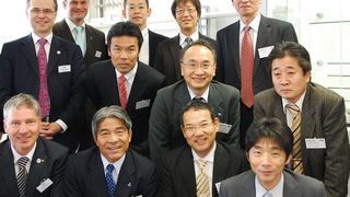 Delegation der Dalton Corporation aus Japan zu Gast bei Waldner Laboreinrichtungen in Wangen.  (Bild: Waldner)