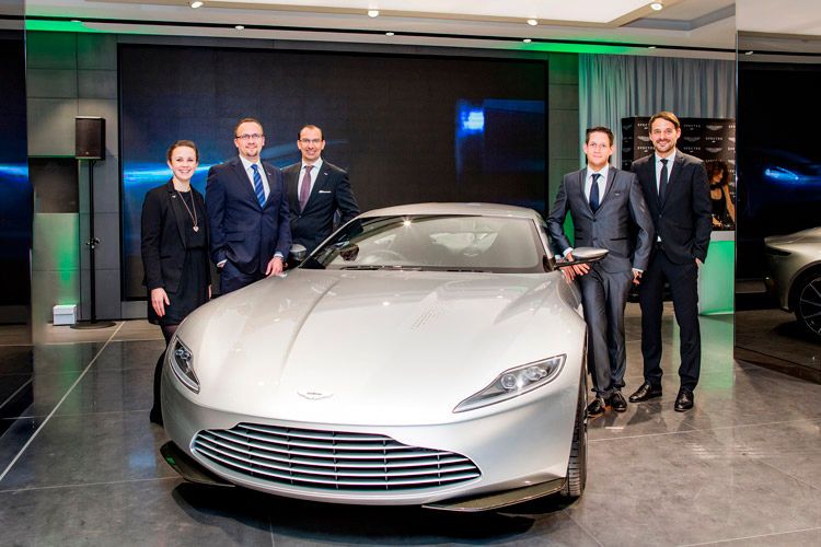 Das Team Aston Martin Düsseldorf der Moll-Gruppe. (Fotos: Thomé)