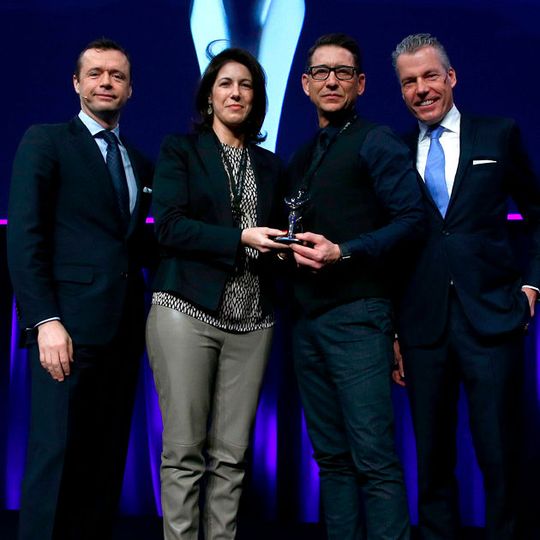 Fintan Knight, Vertriebs- und Marketingdirektor Rolls-Royce, Mimi Manor, Procar, Michael Gleißner, Geschäftsführer Rolls-Royce Motorcars Köln, Torsten Müller-Ötvös, CEO Rolls-Royce (v.li.).(Foto:  Rolls-Royce)