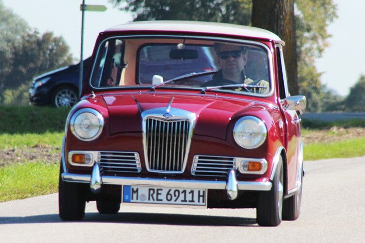 Riley Elf: Im Jahr 1961 legte die British Motor Company (BMC) den ungewöhnlichen Mini auf. (Foto: sp-x)