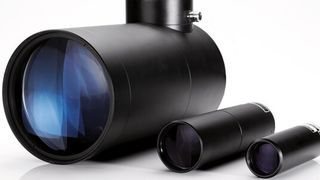 Telezentrische Beleuchtungen liefern in Kombination mit telezentrischen Objektiven in der Vermessung von festen Objektformen oder auch von Flüssigkeitsströmen die genauesten Ergebnisse. (Bild: Vision & Control)