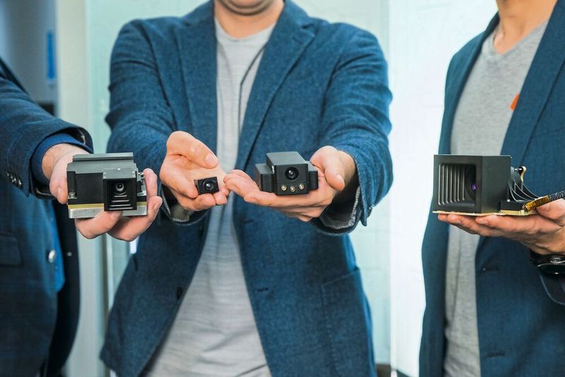 Stereokameras verwenden zwei Bilder, die sie zu einem räumlichen Bild zusammensetzen, das dem menschlichen Sehen ähnelt. (Bild: Arno Mikkor)