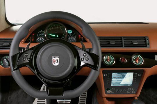 Paragon ist Spezialist für Cockpitsysteme und wollte zunächst nur seine Produkte mithilfe eines Sportwagens in Szene setzen. (Archiv: Vogel Business Media)