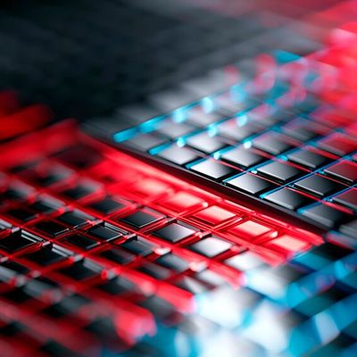 Photonic integrated circuits are next-level chips that will dominate data centers in the upcoming years. (Source: © pier - stock.adobe.com)