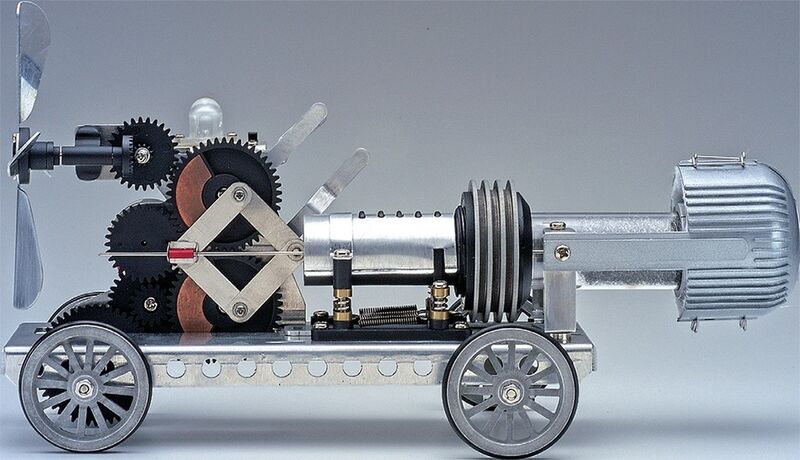 Das Franzis Lernpaket Stirlingmotor.  (Franzis)