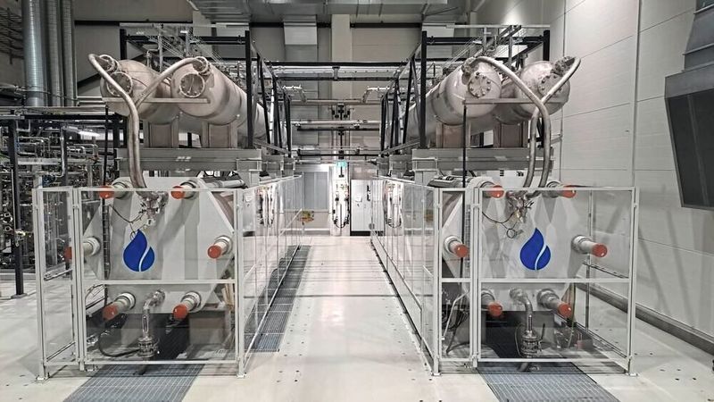 In Finlandia, P2X Solutions e Sunfire festeggiano la prima produzione commerciale di idrogeno. (Immagine:Sunfire)