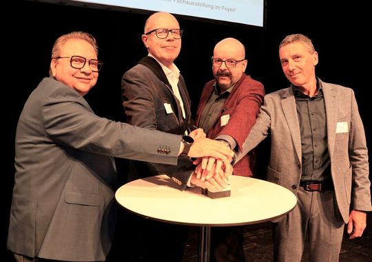 Der Start der Erprobungsphase für KI-gestütztes Mobilitätsmanagement in Landau im Herbst 2025.(Bild:  AIAMO)