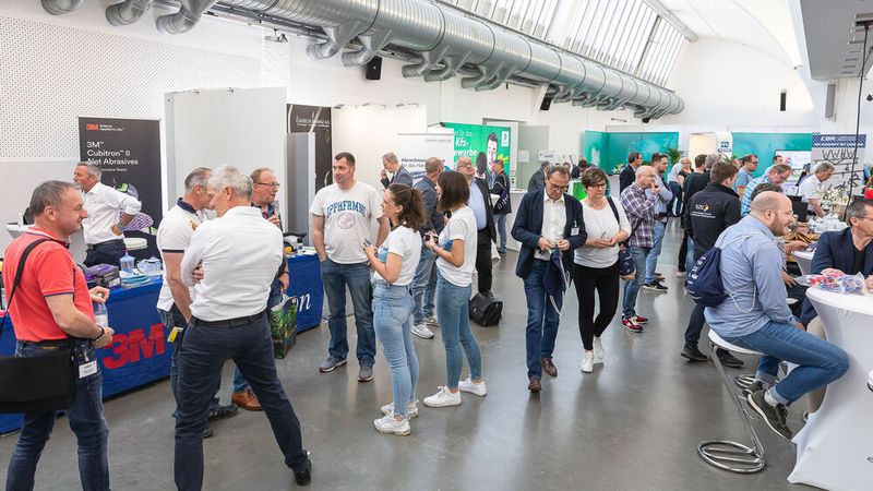 Beim Publikum kamen sowohl Austellungs- als auch Vortragsprogramm gut an. (Bild: Stefan Bausewein)