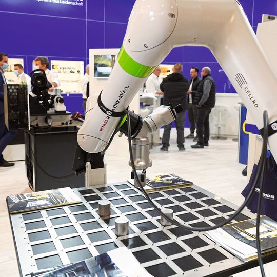 Die Veranstalter DST Dreh- uns Spantage Südwest freuen über positive Rückmeldung für die kommende Fachmesse vom 29. bis 31. März 2023 in Villingen-Schwenningen.(Bild:  SMA)