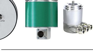 Evolution der Drehgeber: 1973 führte Fraba seinen ersten optischen Absolutgeber (li.) ein, heute ist es ein kompaktes Elektronikpaket der aktuellen magnetischen IXARC-Serie. (Fraba)