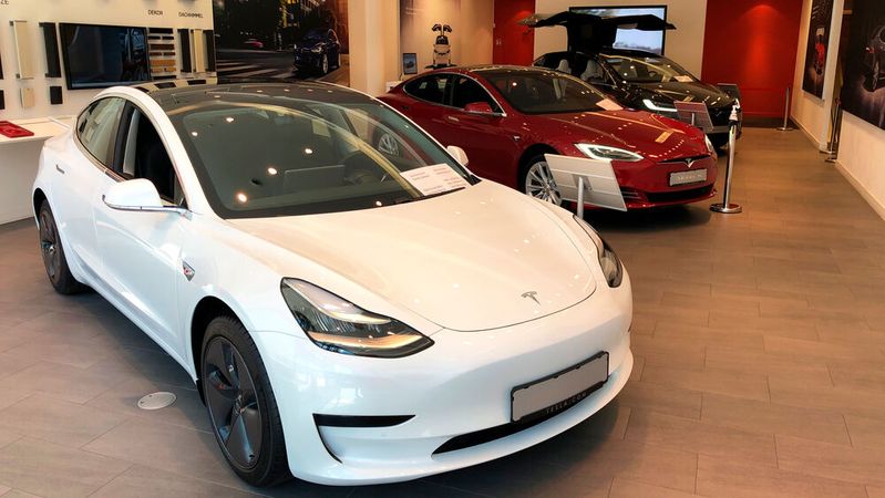 Im dritten Quartal hat Tesla 139.300 Fahrzeuge ausgeliefert.(Bild:  Seyerlein/»kfz-betrieb«)