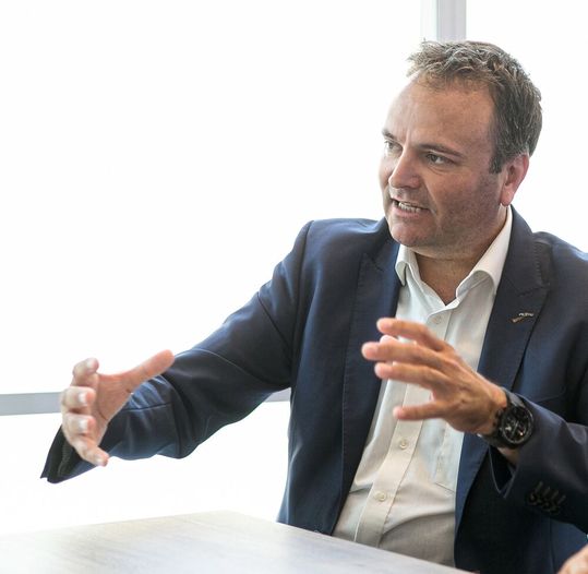 Rainer Ostermann: „Unsere digitalen Werkzeuge helfen, komplexe Entscheidungen frühzeitig abzusichern, Varianten schnell zu vergleichen und die optimale Lösung zu finden – ohne tiefes Spezialwissen zu jedem einzelnen Produkt.“(Bild:  Festo)