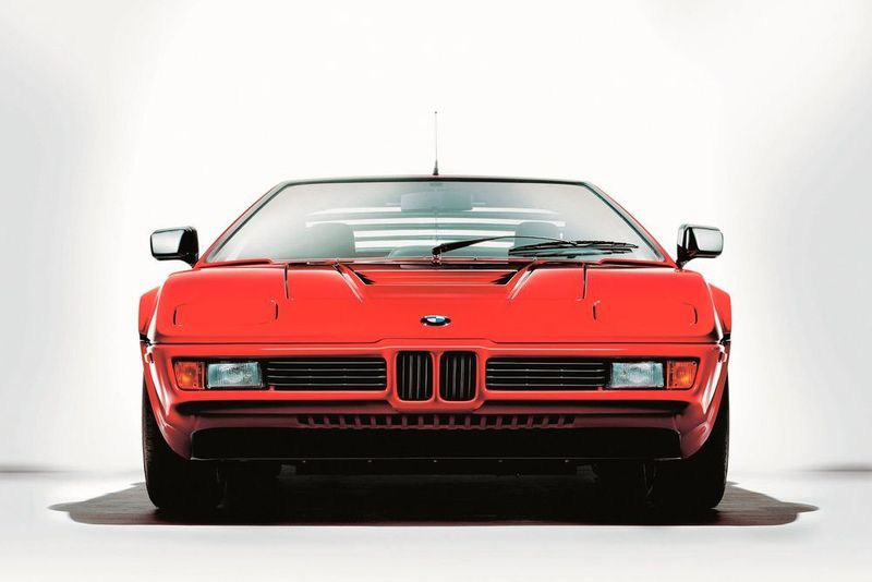 Auf niedrigerem Niveau, aber mit steilem Kurs nach oben liegt der BMW M1: Der Sportwagen kostet heute 530.000 Euro im Zustand 2. (Foto: BMW)