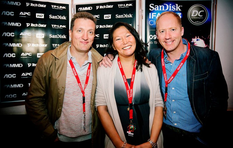 Sponsor des Abends (v. l.): Pascal de Boer, Miriam Franke und Sascha Böhmer, SanDisk (Eventfotos: Nils Krüger)